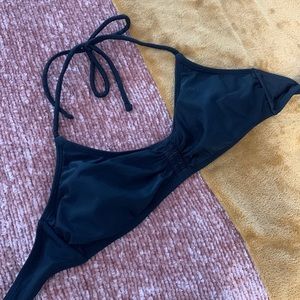 Ruched black bikini too with padding